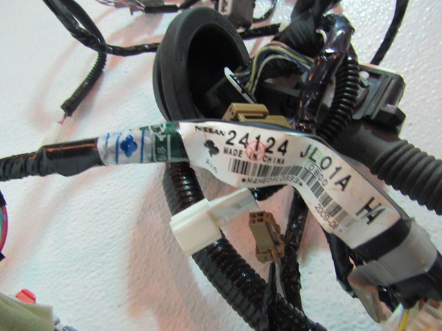 08 09  Infiniti G37 Coupe RH Passenger Door Wiring 24124 JL01A