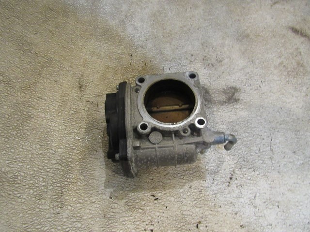 2009 Infiniti G35x Coupe LH Driver Throttle Body