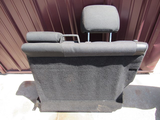04 Subaru Forester Seat Back Passenger Rear RH
