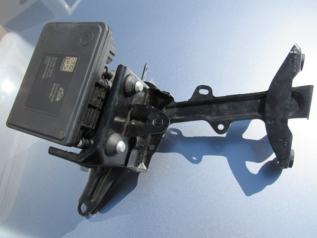 2017 Subaru WRX ABS Pump W/ Bracket OEM 27536VA060