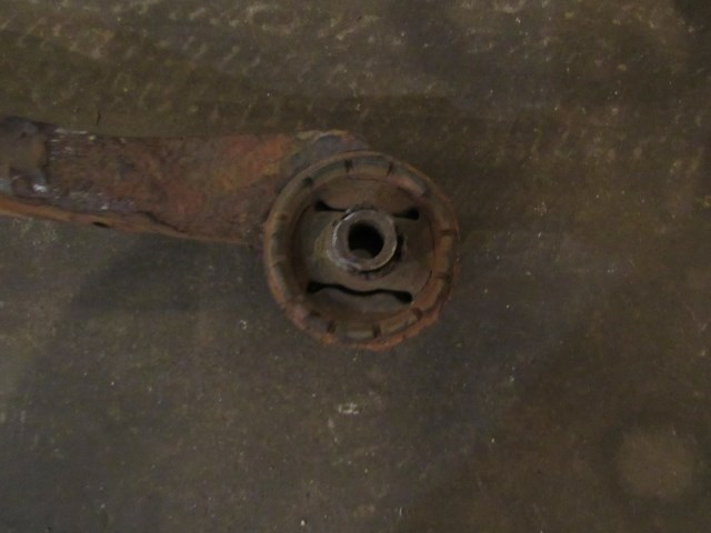 2004 Subaru Forester XT Rear Differential Mount 