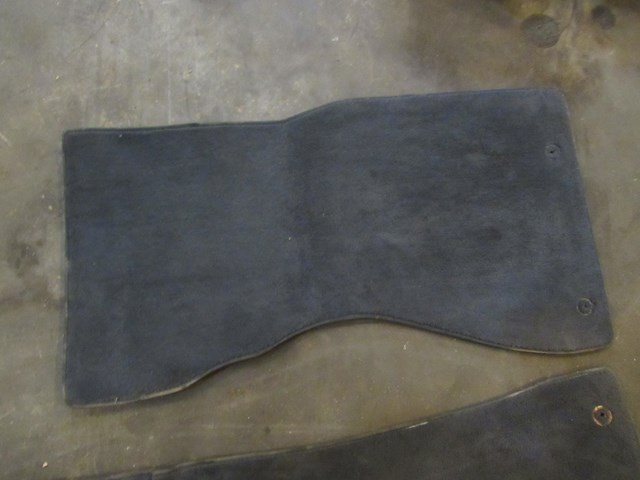 1997 Audi A8L Front Interior Carpet Sections 