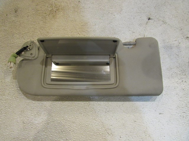 2009 Infiniti G37x Coupe RH Passenger Sunvisor