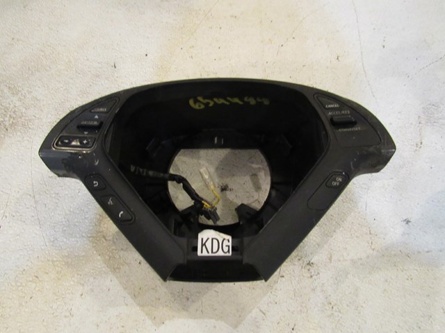 09 Infiniti G37x Coupe Steering Wheel Trim Controls-READ