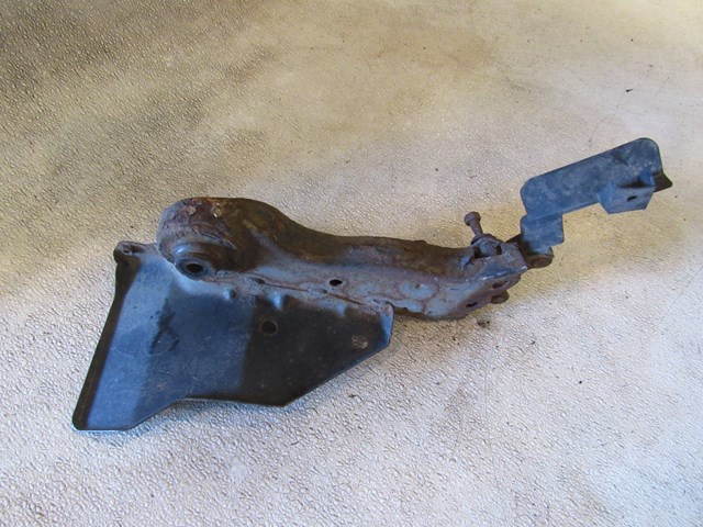 2009 Infiniti G37x Coupe Rear LH Driver Subframe Stay Arm