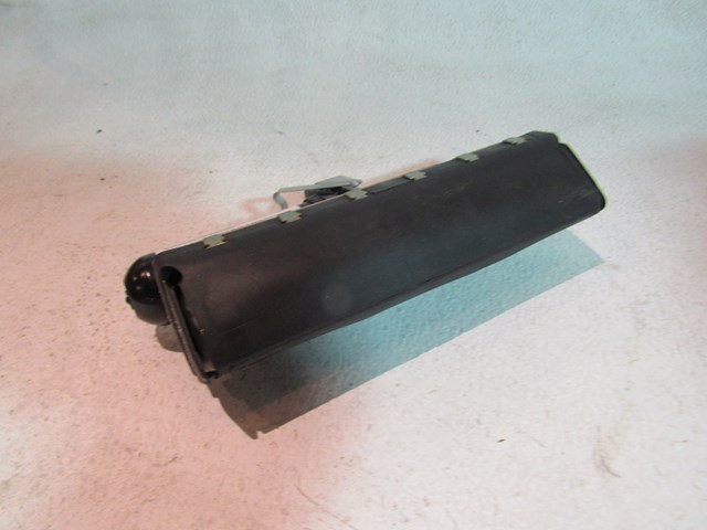 1997 Audi A8L RH Passenger Rear Seat Air Bag 4D0 880 442 A