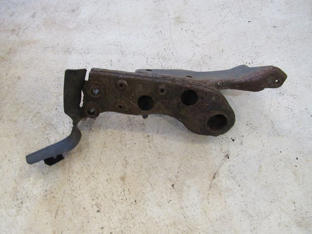 2009 Infiniti G37 Coupe RH Passenger Rear Subframe Stay Arm