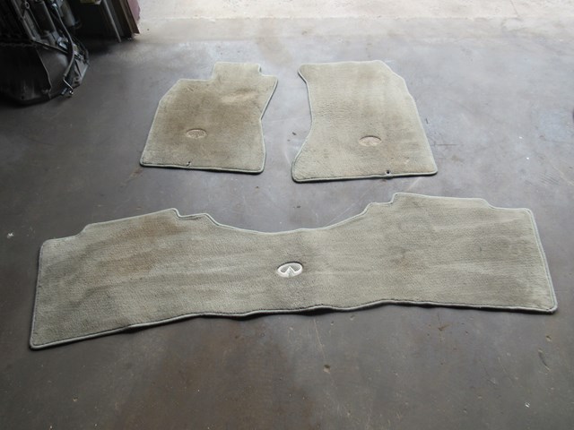 2006 Infiniti G35 Coupe Floor Mat Set