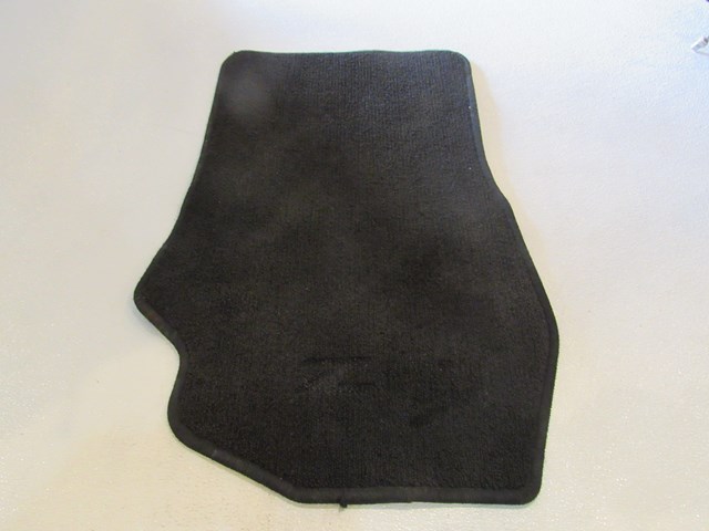 07 Nissan 350z RH Passenger Floor Mat-Missing 