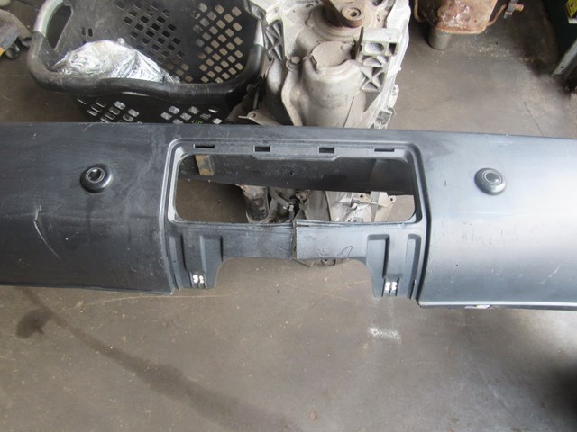 2006 Land Rover LR3 Rear Bumper w/Park Assist - See Photos