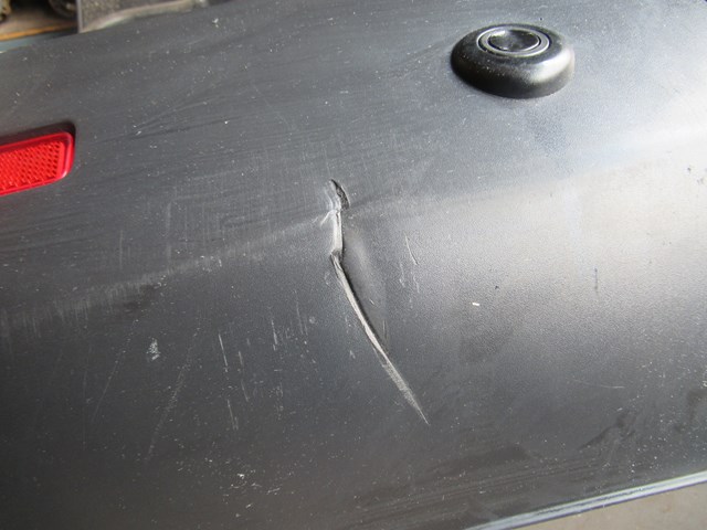 2006 Land Rover LR3 Rear Bumper w/Park Assist - See Photos