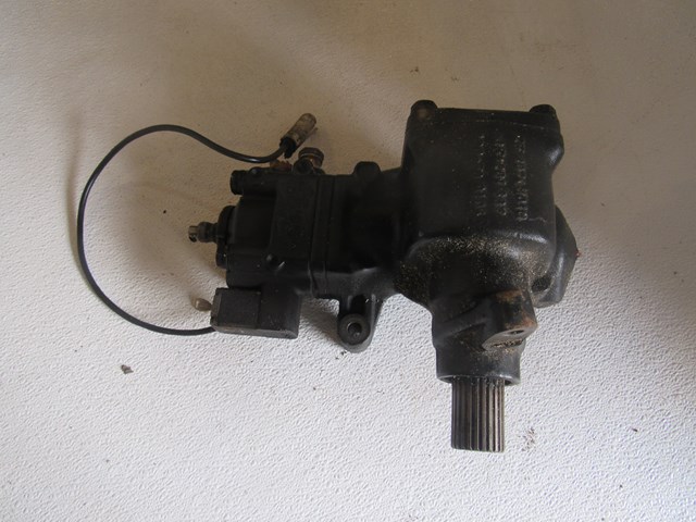 2000 BMW M5 Hydro Steering Pinion Gear Box Servotronic Unit OEM 2228851