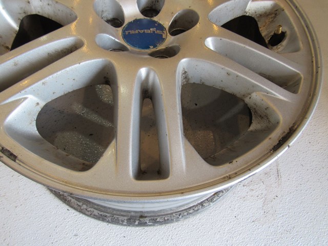 2004 Subaru Forester XT 16