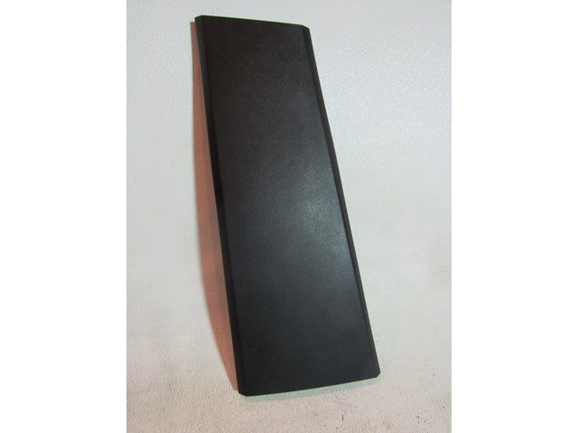 2005 Land Rover LR3 LH Driver Interior B Pillar Trim EMG500290