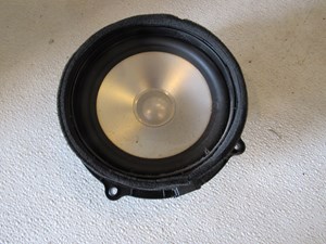 05 Land Rover LR3 Rear Harmon Kardon Logic Door Speaker
