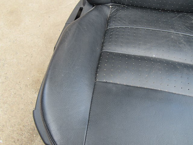 2005 Land Rover LR3 HSE Front RH Pass Seat, Memory