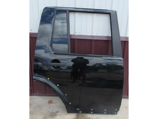 2005 Land Rover LR3 Rear RH Passenger Door Shell -See Description