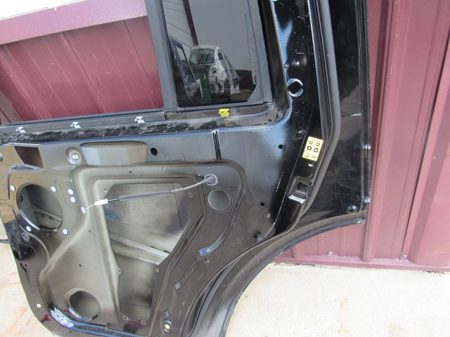 2005 Land Rover LR3 Rear RH Passenger Door Shell -See Description