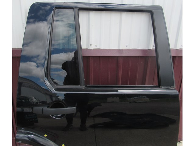 2005 Land Rover LR3 Rear RH Passenger Door Shell -See Description
