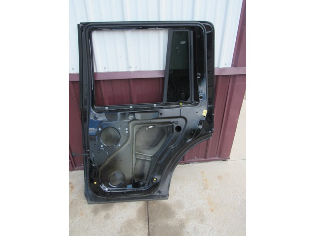 2005 Land Rover LR3 Rear RH Passenger Door Shell -See Description