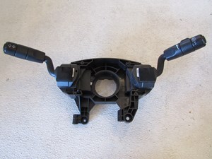 2005 Land Rover LR3 Column Switches XPB500270