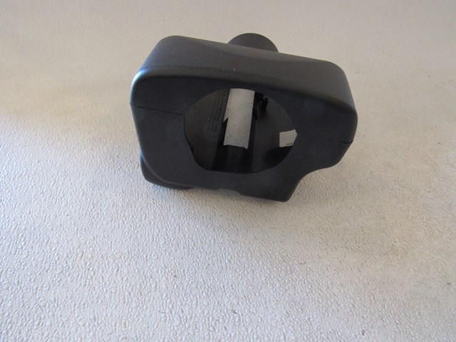 2005 Land Rover LR3 Steering Column Shroud Surround Trim