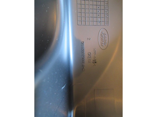 2005 Land Rover LR3 Steering Column Shroud Surround Trim