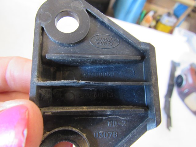 2005 Land Rover LR3 Hatch Strikers