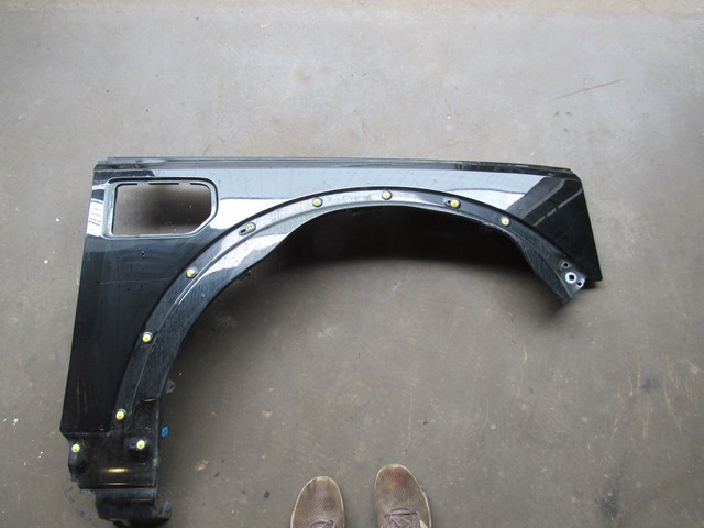 2005 Land Rover LR3 RH Passenger Fender Black NICE!