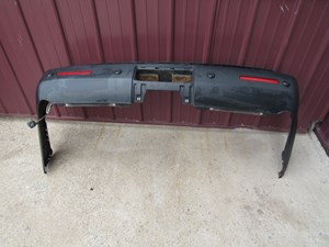 2005 Land Rover LR3 Rear Bumper w/ Park Assist Sensors