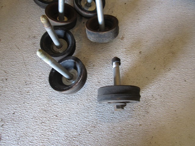 2005 Land Rover LR3 Body To Frame Mounting Bolts Set of 10