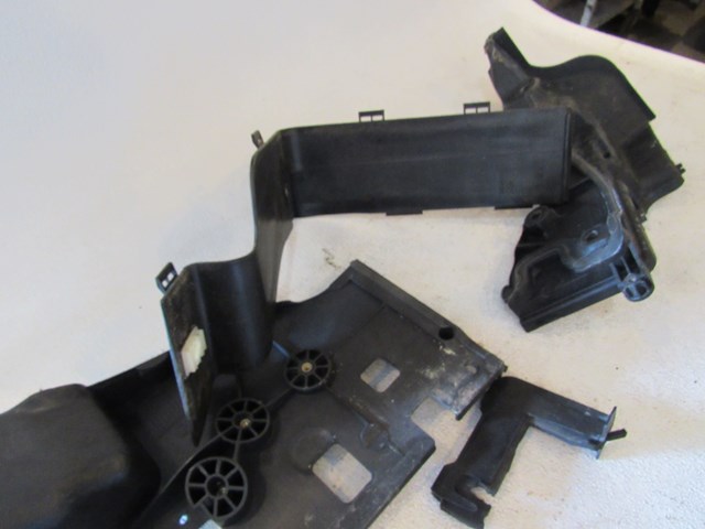 2005 Land Rover LR3 Brake Master & ABS Pump Base Surround Trim