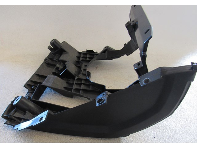 2005 Land Rover LR3 LH Driver Dash Trim-Surrounds Column