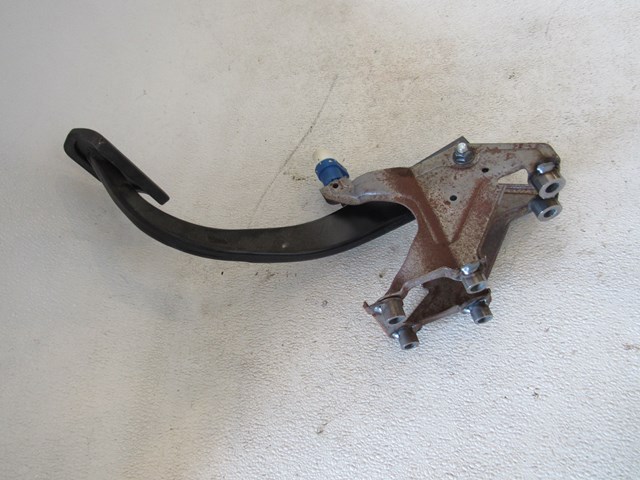 2005 Land Rover LR3 Brake Pedal SKB500031