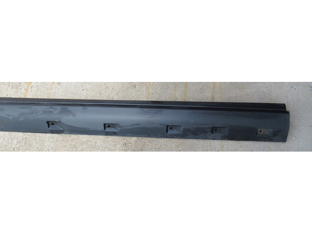 2005 Land Rover LR3 LH Driver Side Skirt