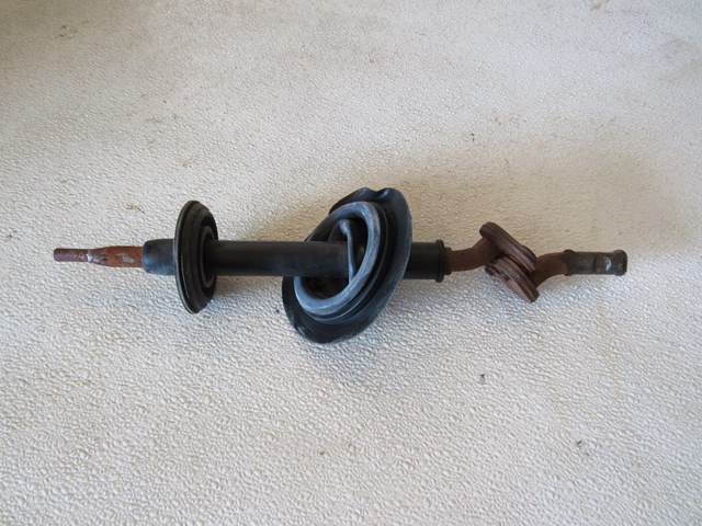 2005 Land Rover LR3 Intermediate Steering Shaft