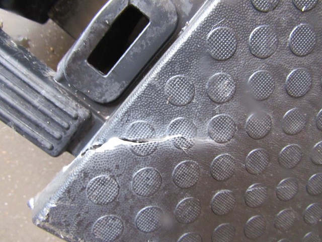 2005 Subaru Baja Bed Liner Bottom Trim Protector OEM (See Description & Photos)