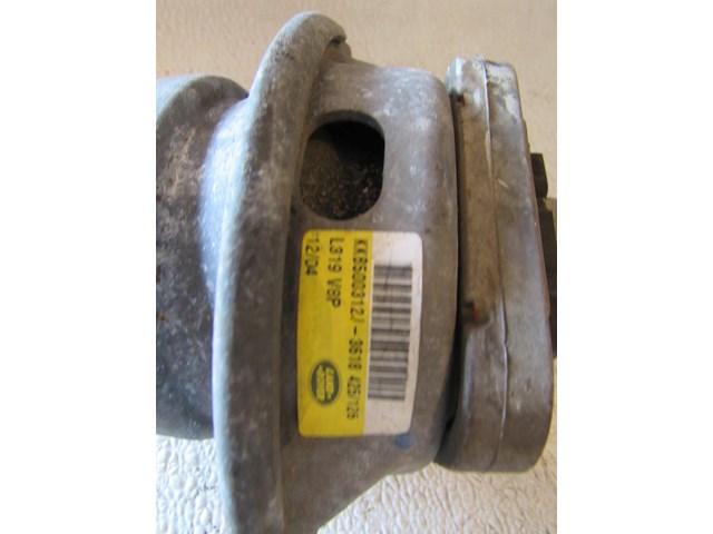 2005 Land Rover LR3 RH Passenger Motor Mount Engine Mount KKB500312
