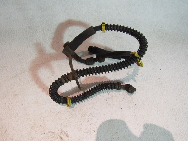 2005 Land Rover LR3 Front RH Passenger Brake Line