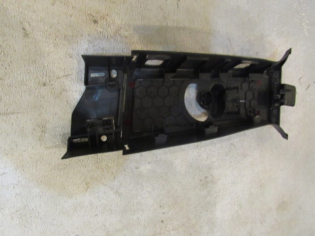 2016 Ford Explorer Sport RH Passenger Upper B Pillar Trim