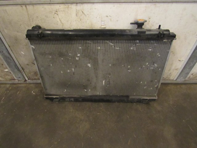 2003 Nissan 350z MT Radiator- 1 MIssing Pin