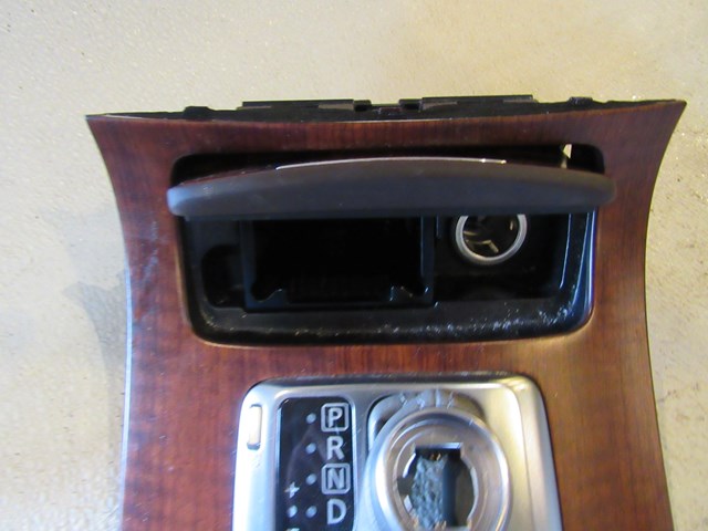 2008 Infiniti G35 Sedan AT Shifter Trim w/Ashtray-Woodgrain