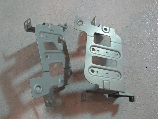 2007 2008 Infiniti G35 Sedan Radio Brackets