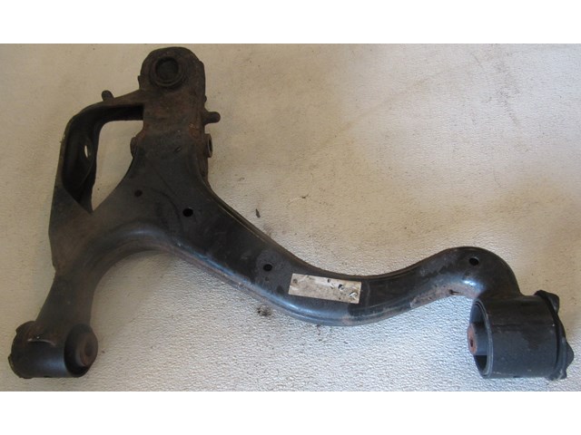 2005 Land Rover LR3 Front RH Passenger Lower Control Arm