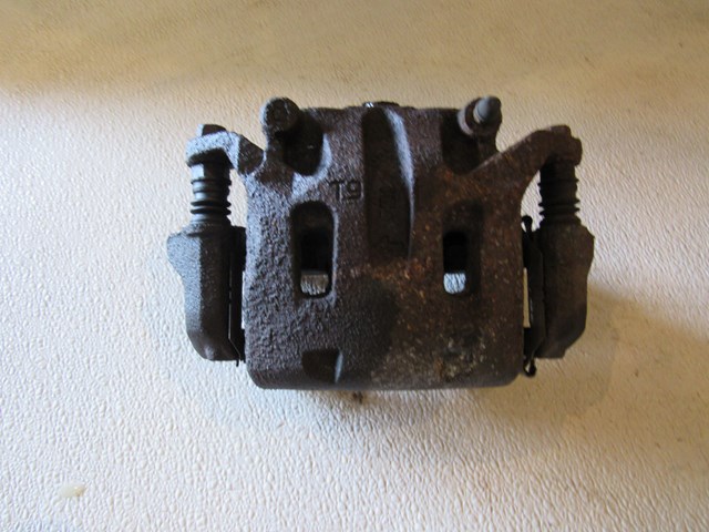 2008 Infiniti G35 Sedan Front LH Driver Caliper