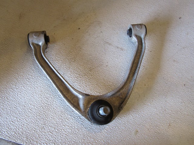 2008 Infiniti G35 Sedan Front RH Passenger Upper Control Arm