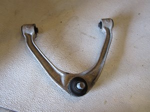 2008 Infiniti G35 Sedan Front RH Passenger Upper Control Arm