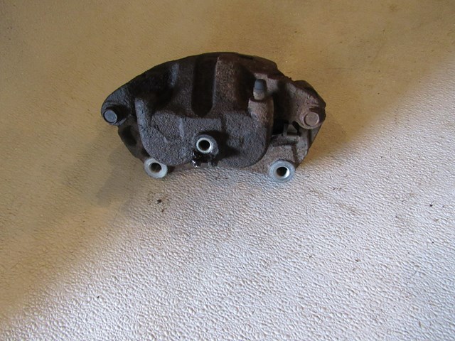 2008 Infiniti G35 Sedan Front RH Passenger Caliper