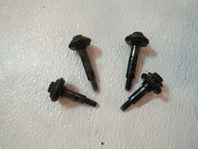 2003 Subaru Impreza LH Driver Valve Cover