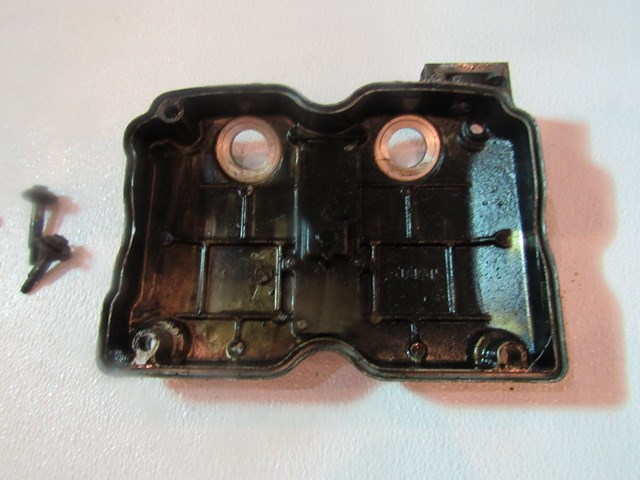 2003 Subaru Impreza LH Driver Valve Cover